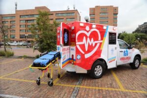Gobernación de Cundinamarca entrega 11 nuevas ambulancias a 7 municipios - 1