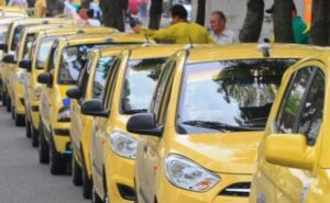 Ajuste en precio de servicio de taxi tendría tarifa dinámica tipo Uber 1