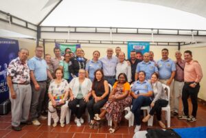 Más de 30 iglesias cristianas se suman a la propuesta de Jorge Bolívar - A La Luz Pública 1
